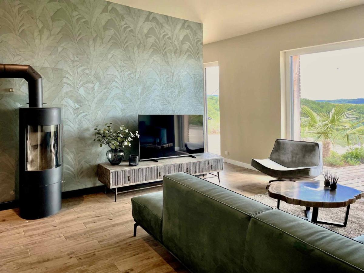 Luxapart Eifel Mit Privater Sauna Harscheid